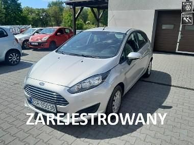 Używany Ford Fiesta 95 KM (69 kW) 2014 Srebrny Hatchback