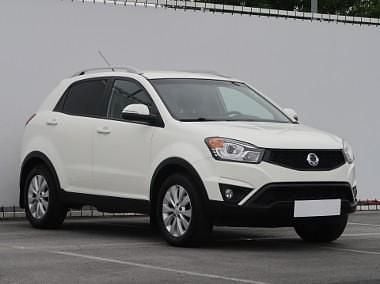 Biały Używany 2015 Ssangyong Korando SUV | 31 999 zł (Uczciwa cena) - Obraz 1/4