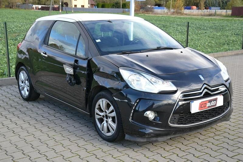 Czarny Używany 2010 Citroën DS3 Hatchback | 8800 zł - Obraz 1/4