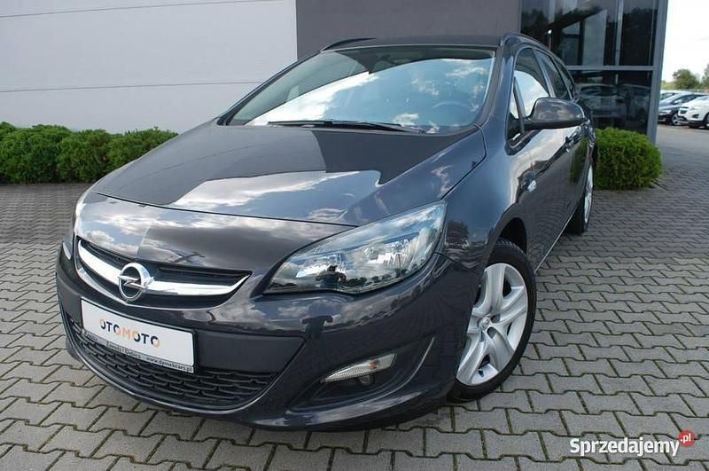 Grafitowy Używany 2016 Opel Astra Kombi | 28 900 zł (Super Cena) - Obraz 1/4