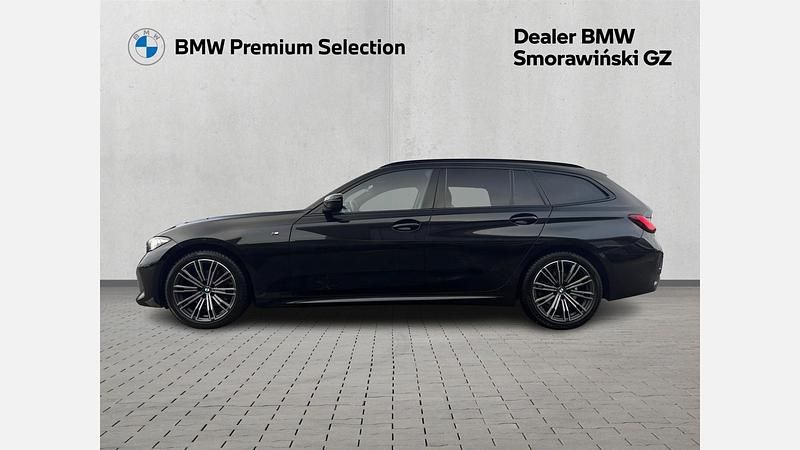 Używany BMW 320 Shadowline 190 KM (139 kW) 2023 Black sapphire metallic metalizowany Kombi