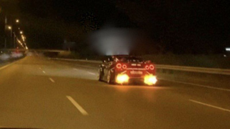 Czerwony Używany 2018 Nissan GT-R GT Coupe | 999 998 zł - Obraz 1/4