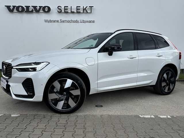 Biały Używany 2025 Volvo XC60 SUV | 229 900 zł (Uczciwa cena) - Obraz 1/4