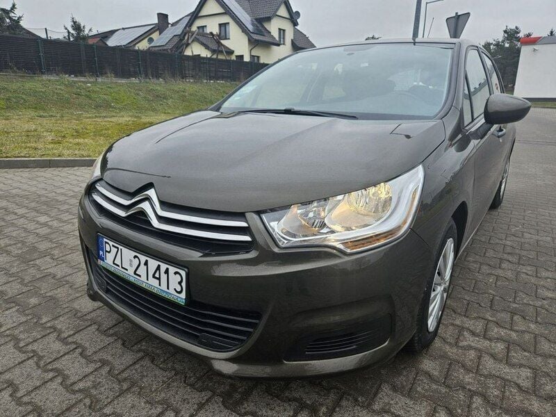 Używany Citroën C4 95 KM (69 kW) 2013 Brązowy (metalik) Sedan/Limuzyna