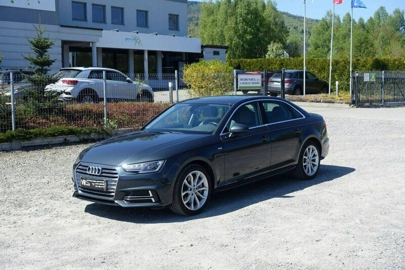 Szary Używany 2019 Audi A4 S-Line Sedan/Limuzyna | 78 900 zł (Super Cena) - Obraz 1/4