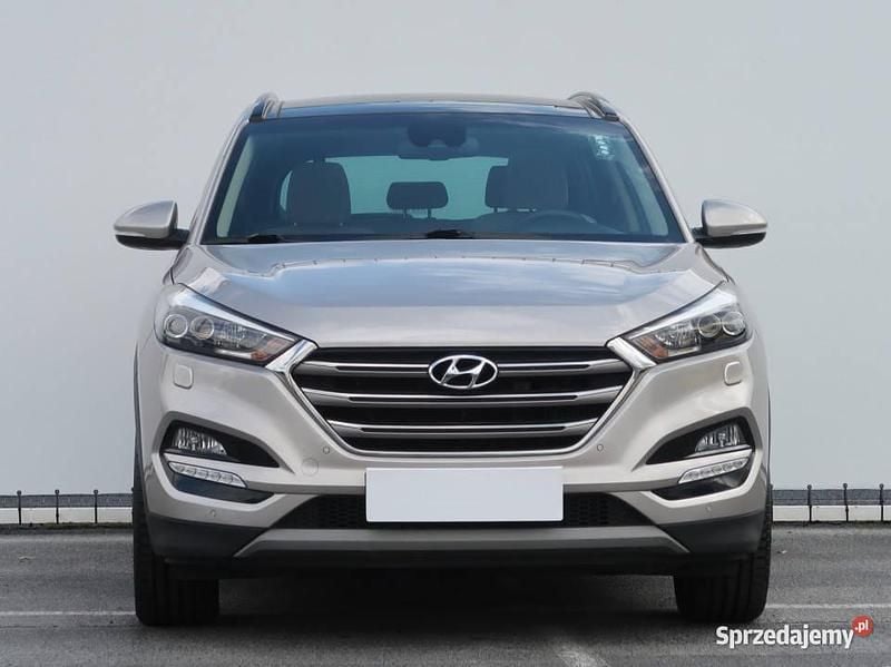 Szary Używany 2017 Hyundai Tucson SUV | 74 999 zł (Uczciwa cena) - Obraz 1/4