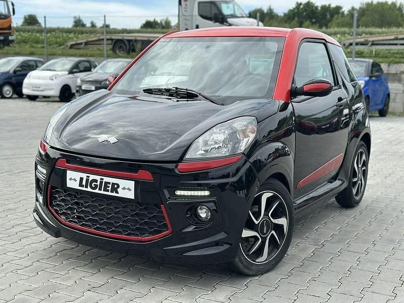 Czarny Używany 2013 Ligier JS50 Hatchback | 28 500 zł - Obraz 1/4