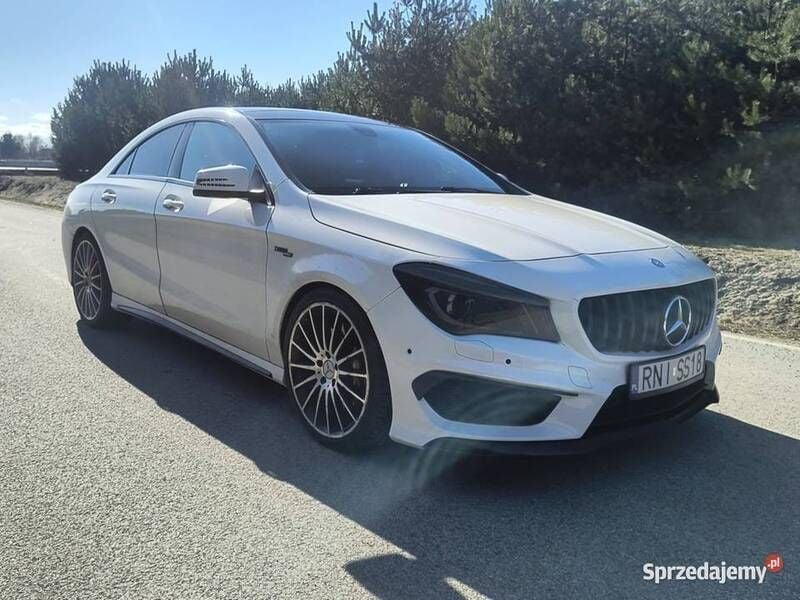 Używany Mercedes CLA45 AMG AMG 360 KM (264 kW) 2014 Biały Sedan/Limuzyna