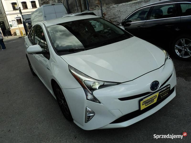Biały (metalik, perła) Używany 2018 Toyota Prius Hatchback | 73 000 zł (Drogi) - Obraz 1/4