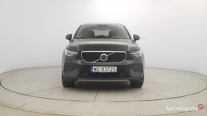Używany Volvo XC40 Core 163 KM (119 kW) 2022 Czarny SUV