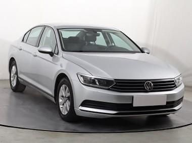 Używany VW Passat 125 KM (91 kW) 2016 Srebrny Sedan/Limuzyna