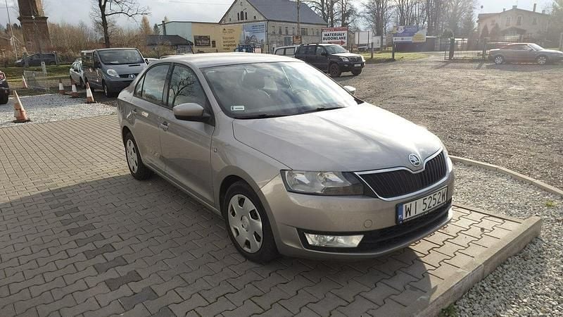 Inny kolor Używany 2014 Skoda Rapid Sedan/Limuzyna | 21 800 zł (Uczciwa cena) - Obraz 1/4