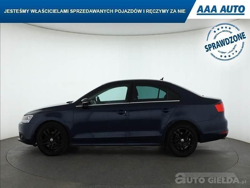 Używany VW Jetta 2012 Błękitny Sedan/Limuzyna