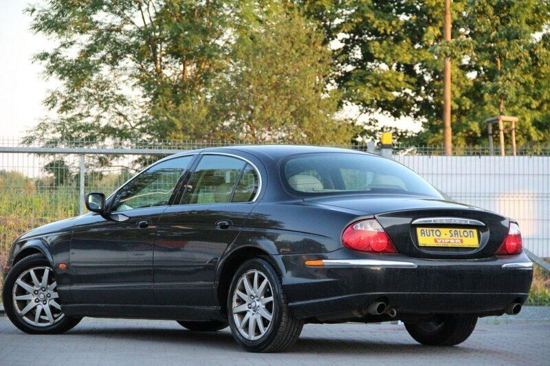 Używany Jaguar S-Type S 276 KM (202 kW) 2000 Czarny (metalik, perła) Sedan/Limuzyna