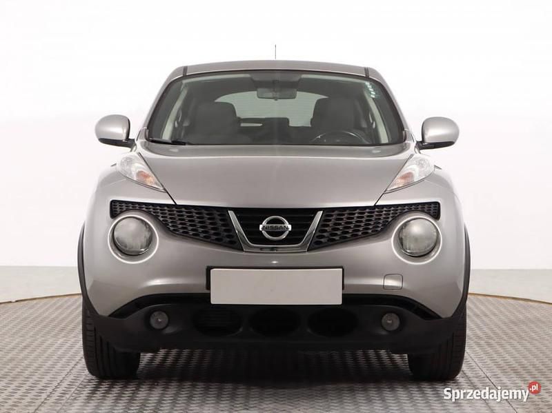 Srebrny Używany 2013 Nissan Juke SUV | 21 499 zł (Dobra cena) - Obraz 1/4