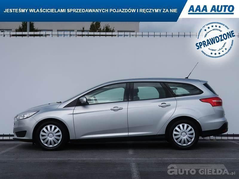 Używany Ford Focus 2015 Srebrny