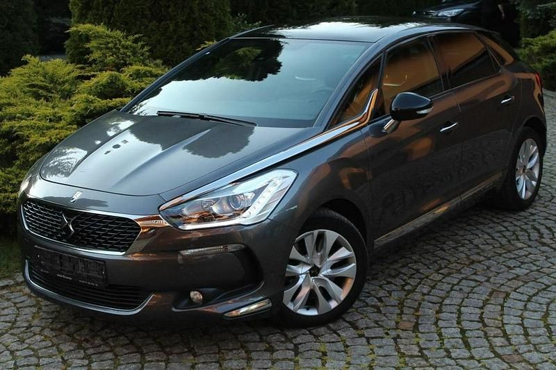 Szary (metalik) Używany 2016 Citroën DS5 Hatchback | 45 900 zł (Uczciwa cena) - Obraz 1/4