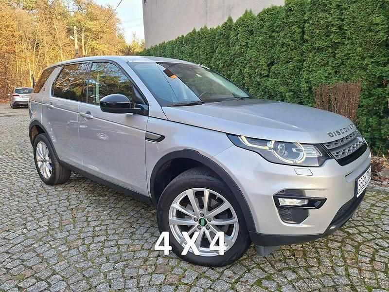 Srebrny Używany 2017 Land Rover Discovery Sport HSE SUV | 64 900 zł (Uczciwa cena) - Obraz 1/4