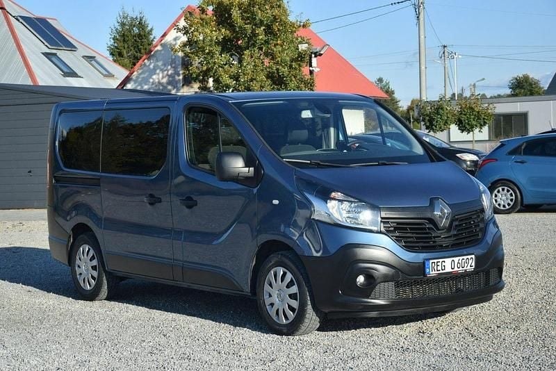 Niebieski Używany 2017 Renault Trafic Van | 59 900 zł (Dobra cena) - Obraz 1/4