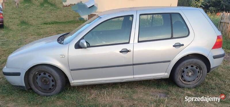 Srebrny Używany 1999 VW Golf IV Sedan/Limuzyna | 3000 zł (Uczciwa cena) - Obraz 1/4