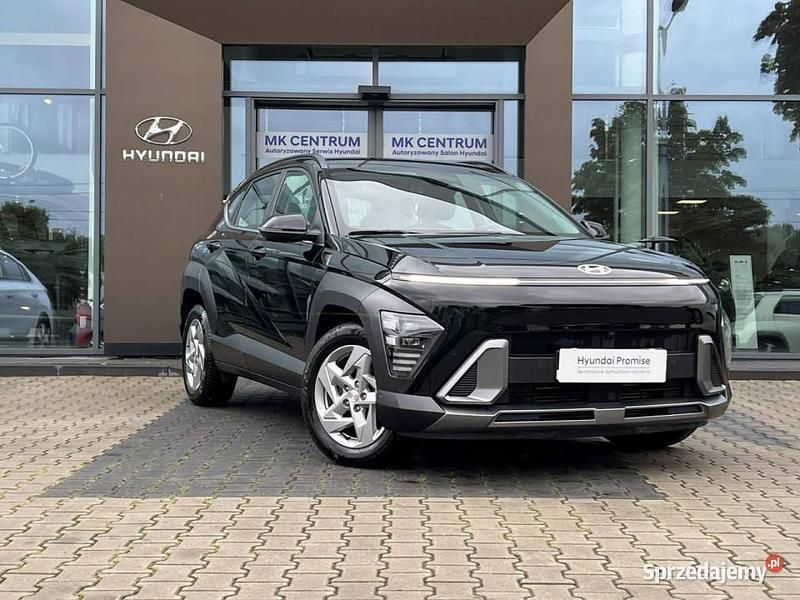 Czarny Używany 2024 Hyundai Kona SUV | 116 900 zł (Dość drogi) - Obraz 1/4