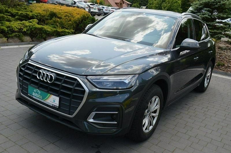 Szary (metalik) Używany 2021 Audi Q5 Ambition SUV | 113 700 zł (Uczciwa cena) - Obraz 1/4