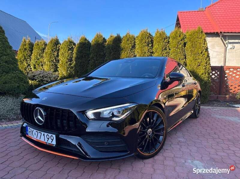 Czarny Używany 2019 Mercedes CLA200 Coupe | 146 900 zł - Obraz 1/4