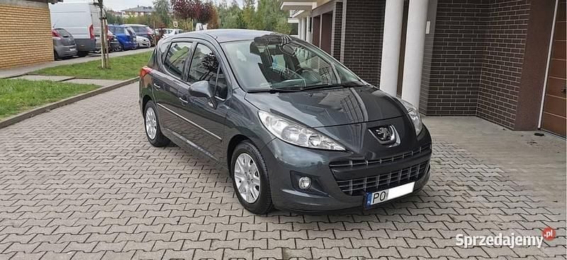 Szary Używany 2012 Peugeot 207 Kombi | 14 700 zł (Uczciwa cena) - Obraz 1/4
