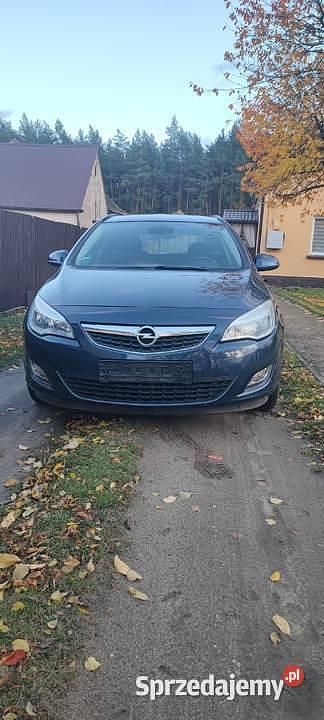 Niebieski Używany 2012 Opel Astra Kombi | 12 500 zł (Super Cena) - Obraz 1/4