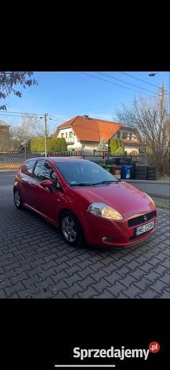 Czerwony Używany 2007 Fiat Grande Punto Hatchback | 9999 zł (Drogi) - Obraz 1/4