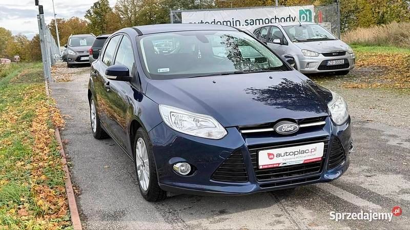 Fioletowy Używany 2013 Ford Focus Hatchback | 27 999 zł (Uczciwa cena) - Obraz 1/4