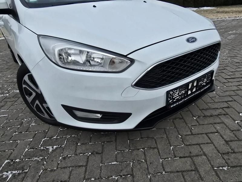 Używany Ford Focus 120 KM (88 kW) 2016 Biały Kombi