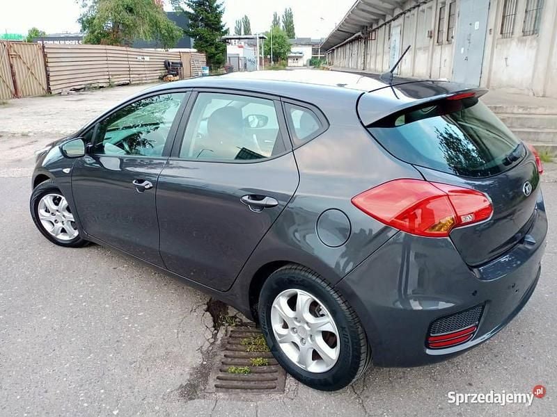 Używany 2015 Kia Ceed | 39 900 zł - Obraz 1/4