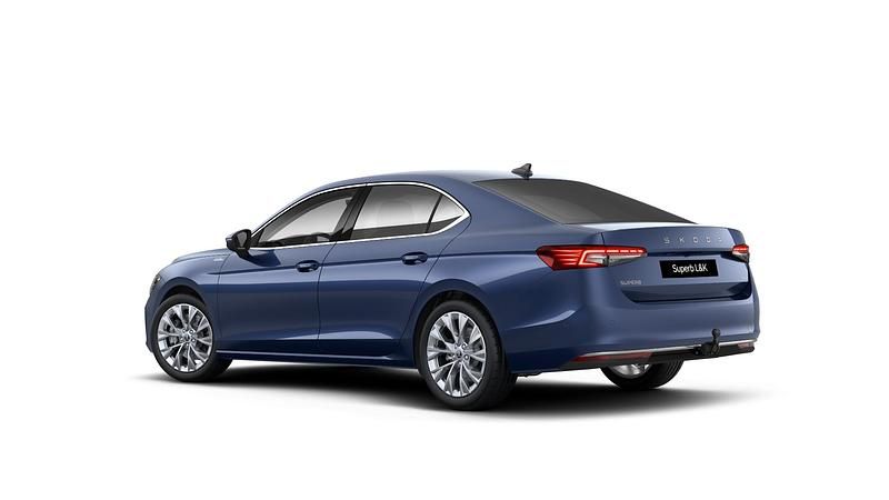 Nowe Skoda Superb LAURIN & KLEMENT 195 KM (143 kW) 2026 Czerń ebony metalizowany Hatchback