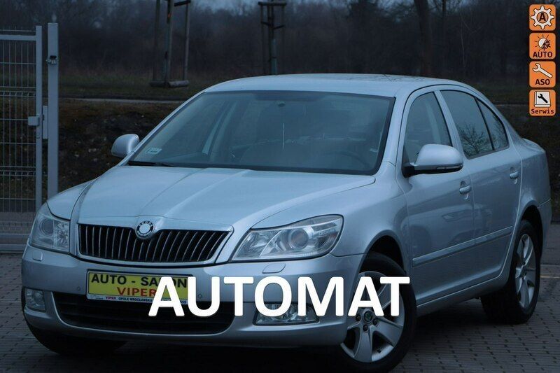 Srebrny (metalik) Używany 2010 Skoda Octavia Hatchback | 25 600 zł (Uczciwa cena) - Obraz 1/4