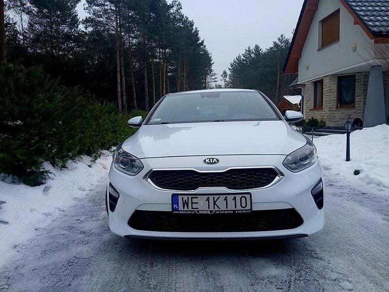 Używany Kia Ceed 2020 Biały Hatchback