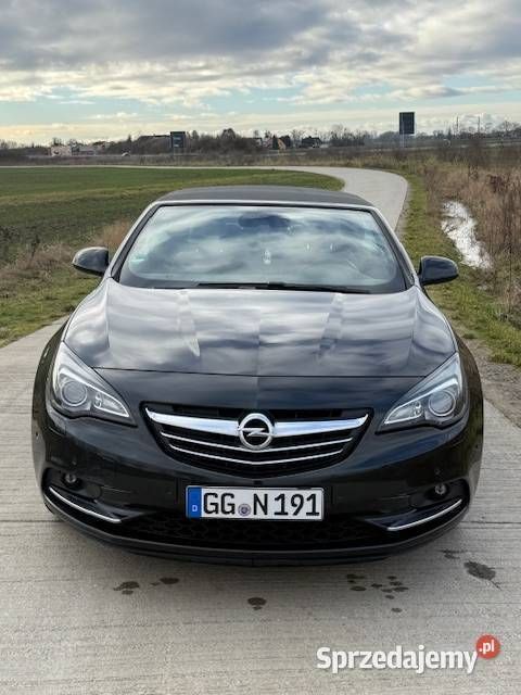 Używany Opel Cascada Edition 2013 Czarny Kabriolet
