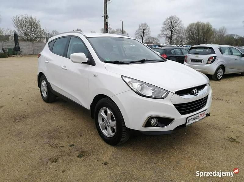 Biały Używany 2012 Hyundai ix35 SUV | 34 900 zł (Uczciwa cena) - Obraz 1/4