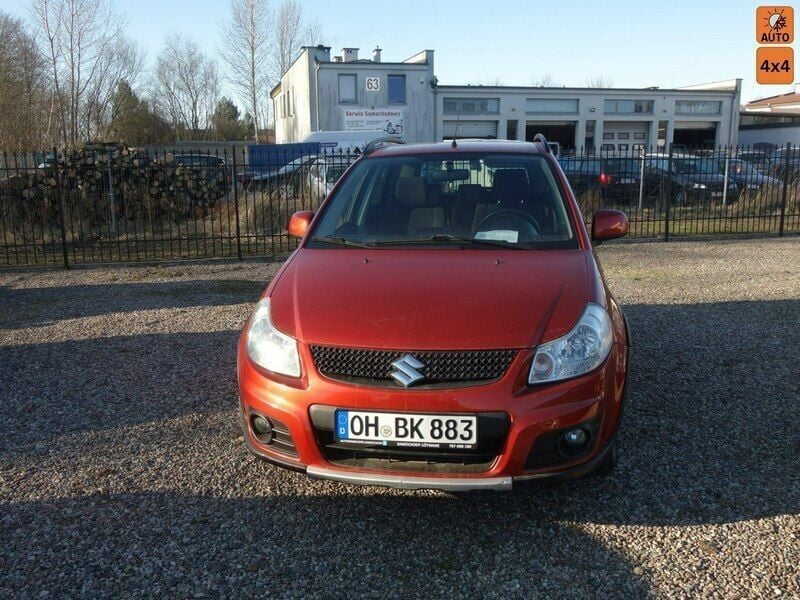 Bordowy Używany 2011 Suzuki SX4 SUV | 19 900 zł (Dobra cena) - Obraz 1/4