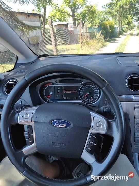 Używany Ford S-MAX 2007 Czarny Minivan