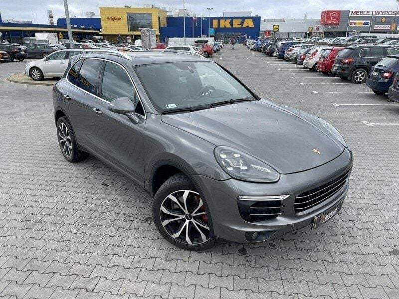 Używany Porsche Cayenne 300 KM (220 kW) 2016 Szary (metalik) SUV