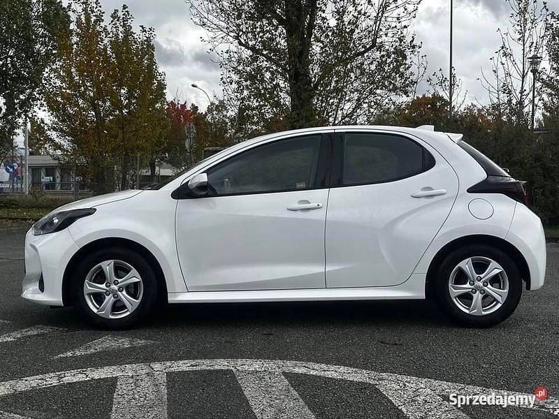 Biały Używany 2023 Toyota Yaris Active Hatchback | 58 900 zł (Uczciwa cena) - Obraz 1/4