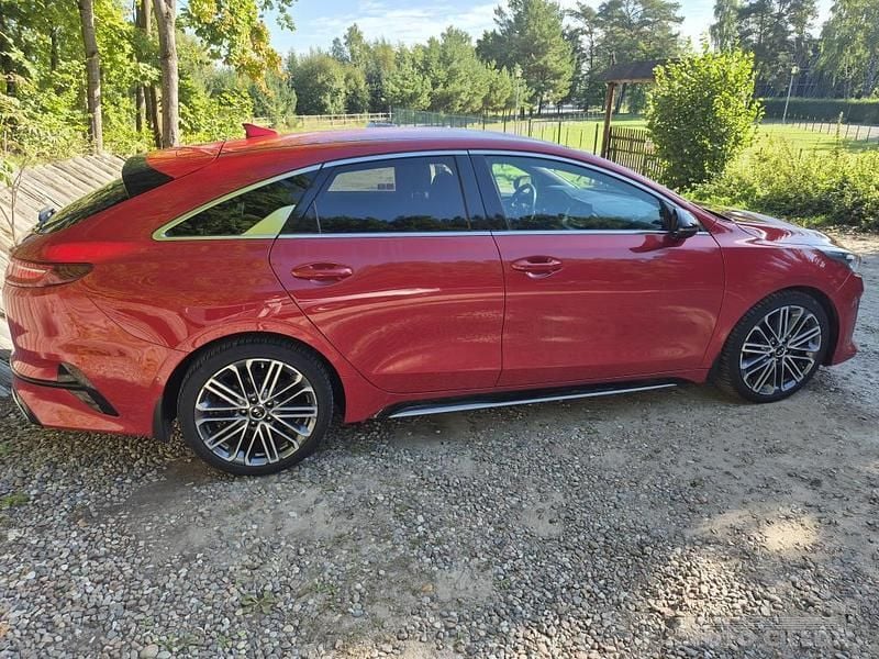 Czerwony Używany 2019 Kia ProCeed Hatchback | 78 900 zł - Obraz 1/4