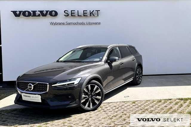 Szary Używany 2024 Volvo V60 CC Kombi | 199 900 zł (Uczciwa cena) - Obraz 1/3