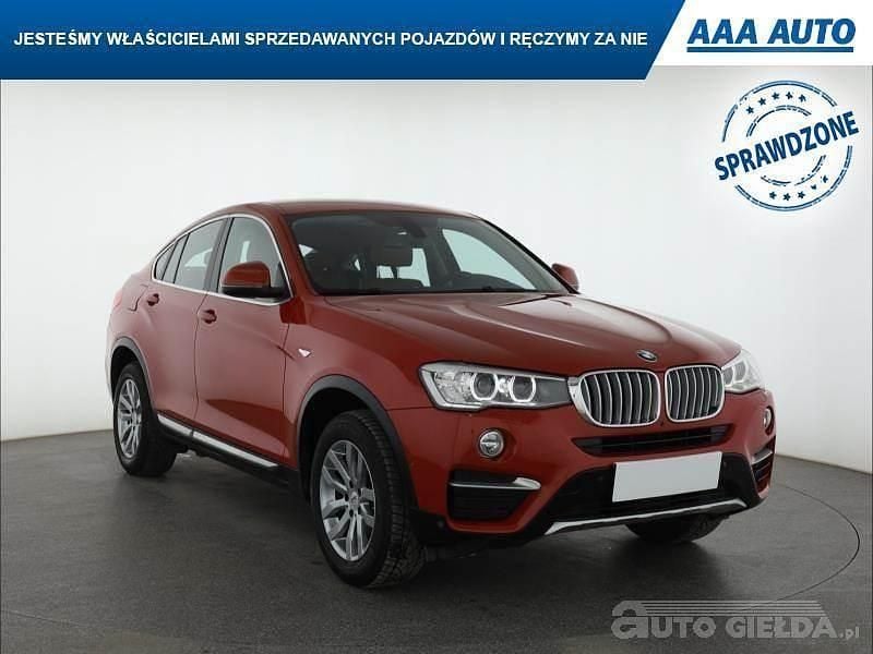 Używany BMW X4 190 KM (139 kW) 2017 Czerwony SUV