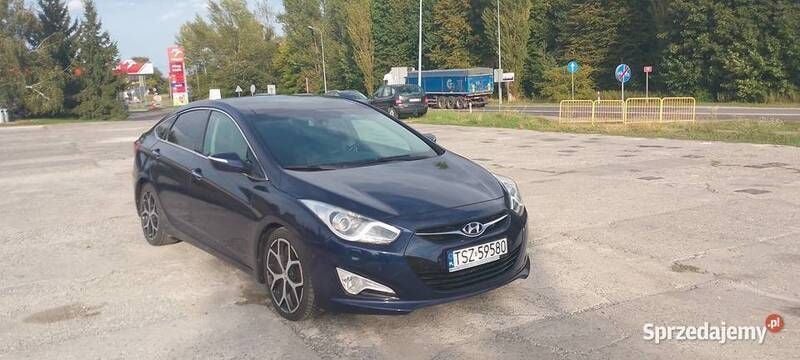Używany Hyundai i40 Premium 2012 Granatowy Sedan/Limuzyna
