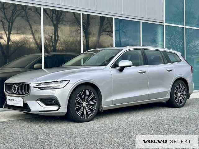 Używany Volvo V60 197 KM (144 kW) 2021 Srebrny Kombi