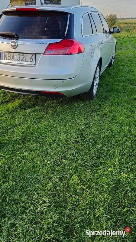 Używany 2010 Opel Insignia Kombi | 7500 zł (Uczciwa cena) - Obraz 1/4