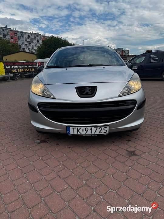 Srebrny Używany 2006 Peugeot 207 Hatchback | 8900 zł (Uczciwa cena) - Obraz 1/4