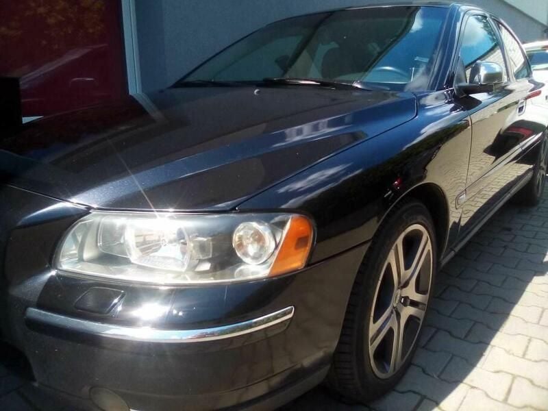 Używany Volvo S60 185 KM (136 kW) 2006 Czarny Sedan/Limuzyna